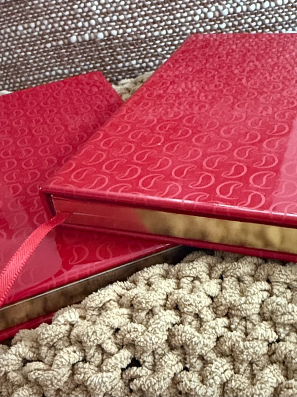 Novelty Glossy Red Coffee Table Book 📕 Notebook with Ribbon Bookmark NWOT